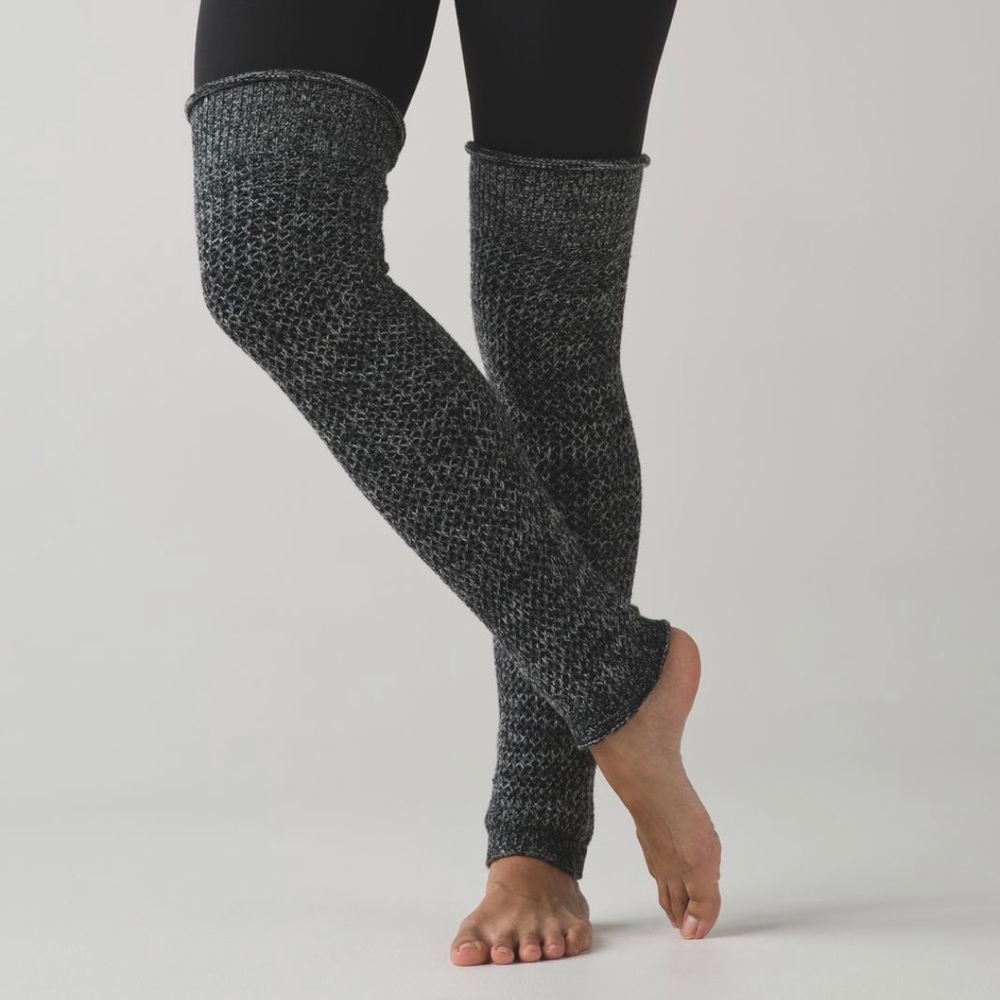 Lululemon Falling Freely Leg Warmer
